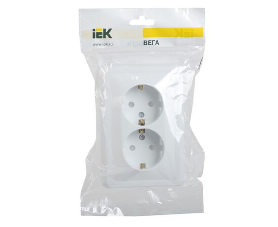  Розетка силовая IEK Вега (ERV24-K01-16-DM) белый 