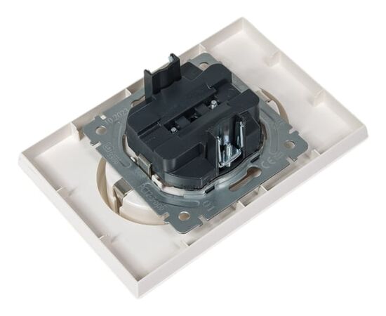  Розетка силовая IEK Brite РС12-3-БрБ (BR-R21-16-K01-F) белый 
